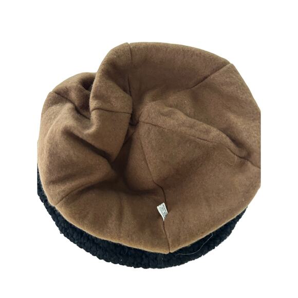 Handmade Boho Knit Beanie Feather Faux Fur Embellished Artisan Festival Winter - Picture 4 of 6